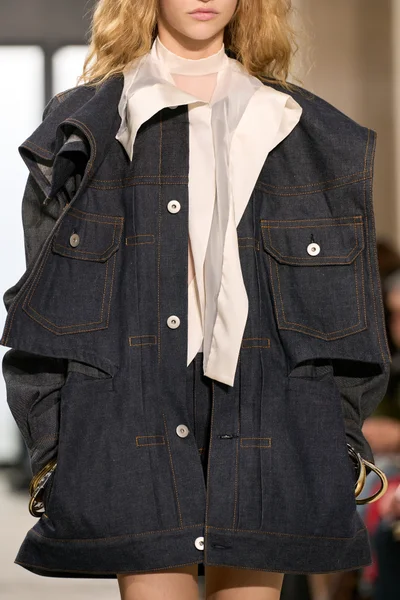 Look 33